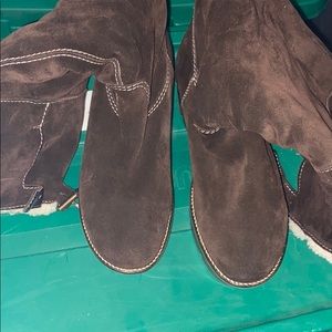 Brown boots